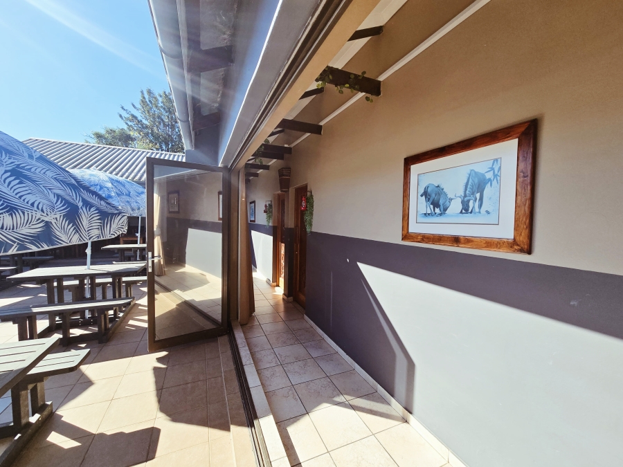 18 Bedroom Property for Sale in Geelhoutboom AH Western Cape
